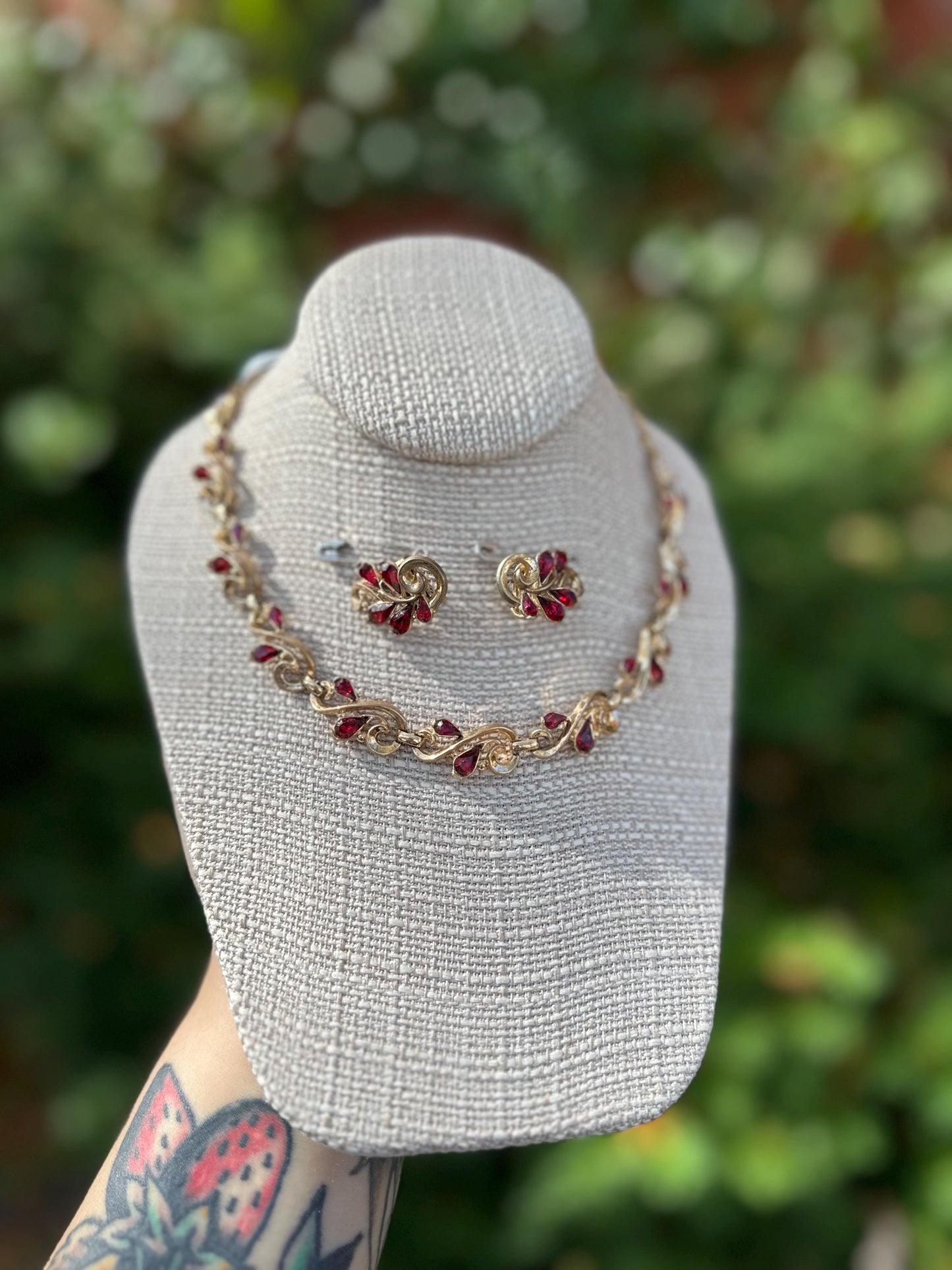 Vintage Trifari Gold Tone Ruby Rhinestone Necklace and Clip On Earring Set