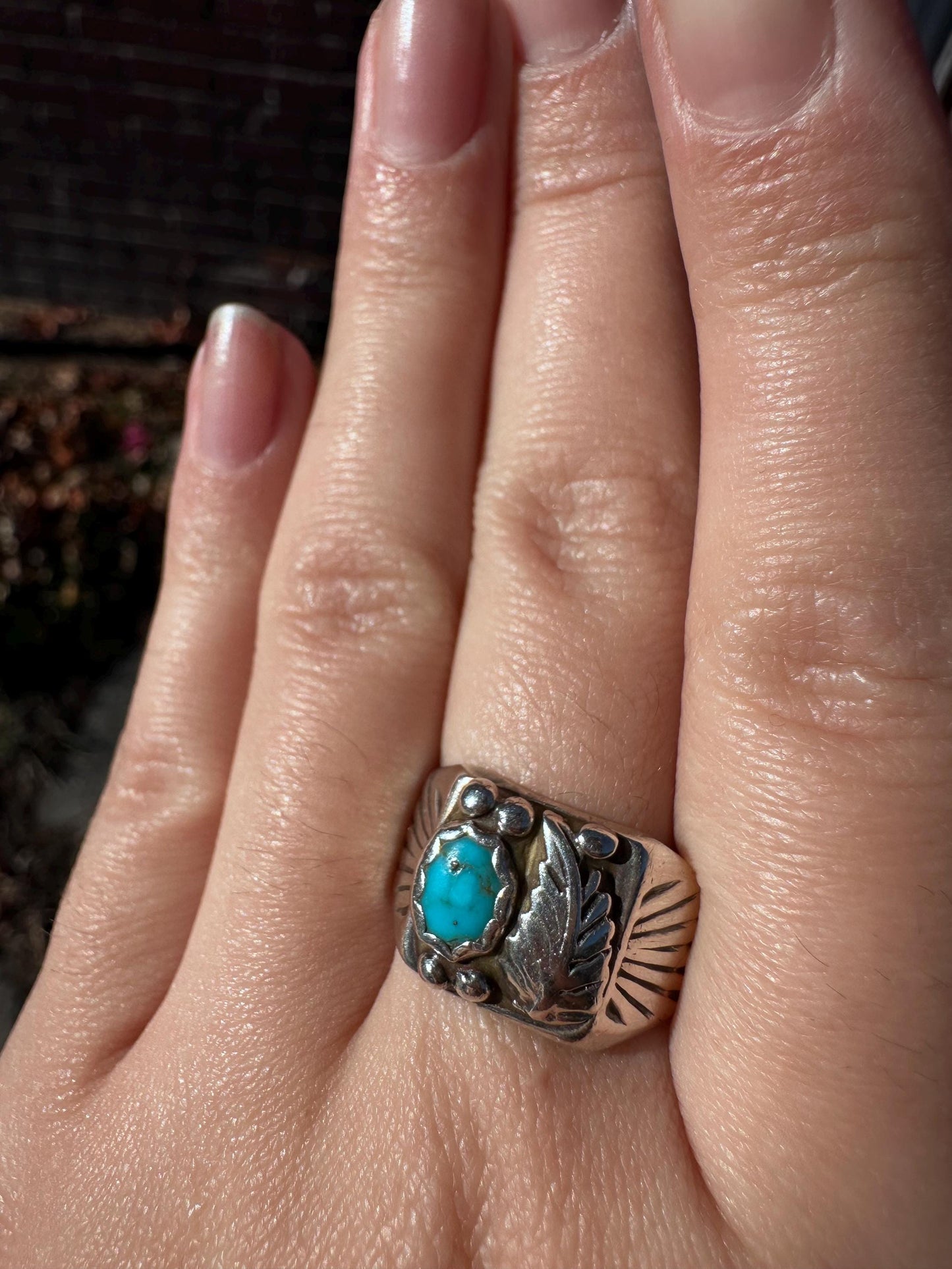 MCM Mens or Womens Navajo Zuni Style Turquoise and Feather Sterling Silver Chunky Ring Cool Size 8.5
