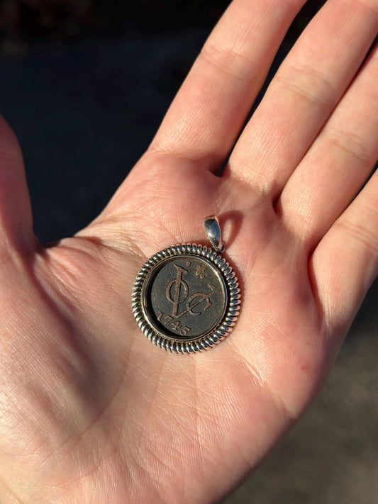 Antique Historical 1734 N indies VOC 1 Duit Coin Pendant Marked OCM 925 & 14KT