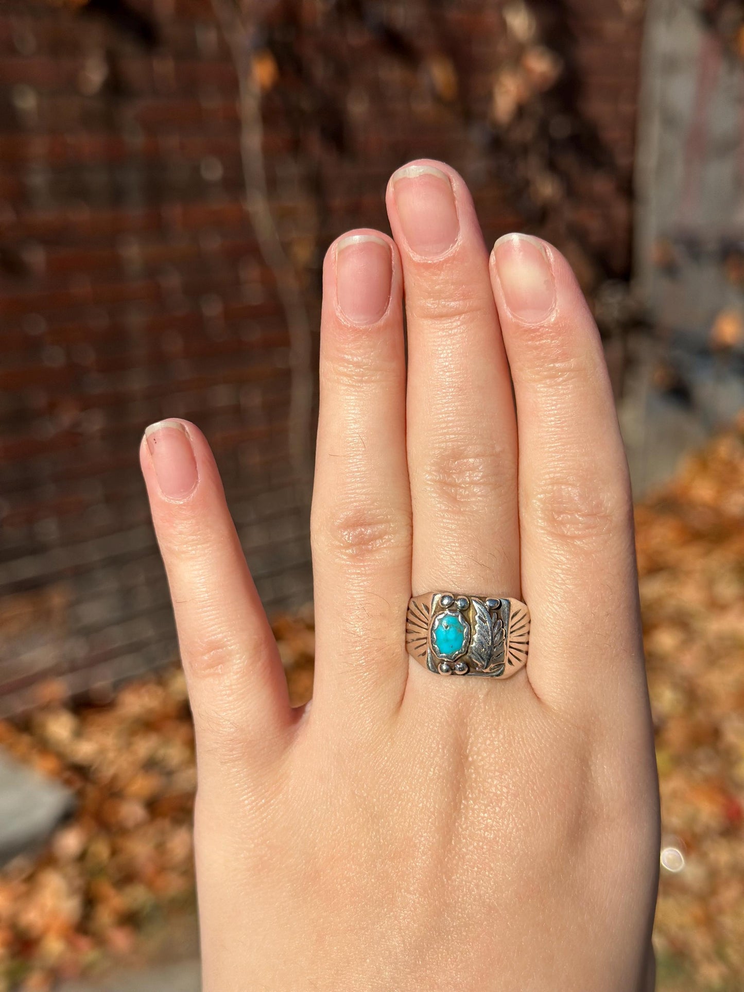 MCM Mens or Womens Navajo Zuni Style Turquoise and Feather Sterling Silver Chunky Ring Cool Size 8.5