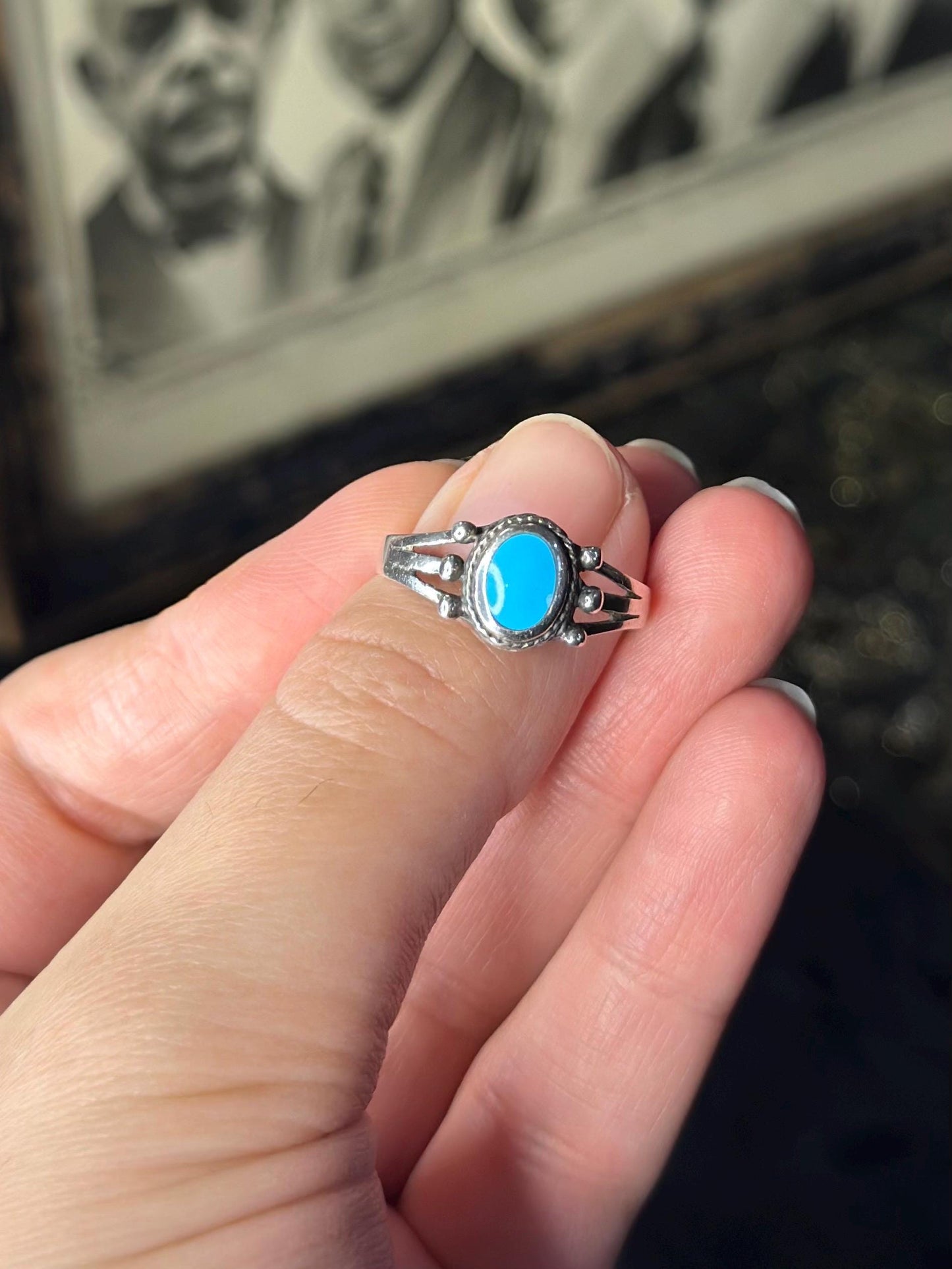 Vintage Dainty Robins Egg Turquoise MCM Women's Navajo Zuni Sterling Silver Size 8.5