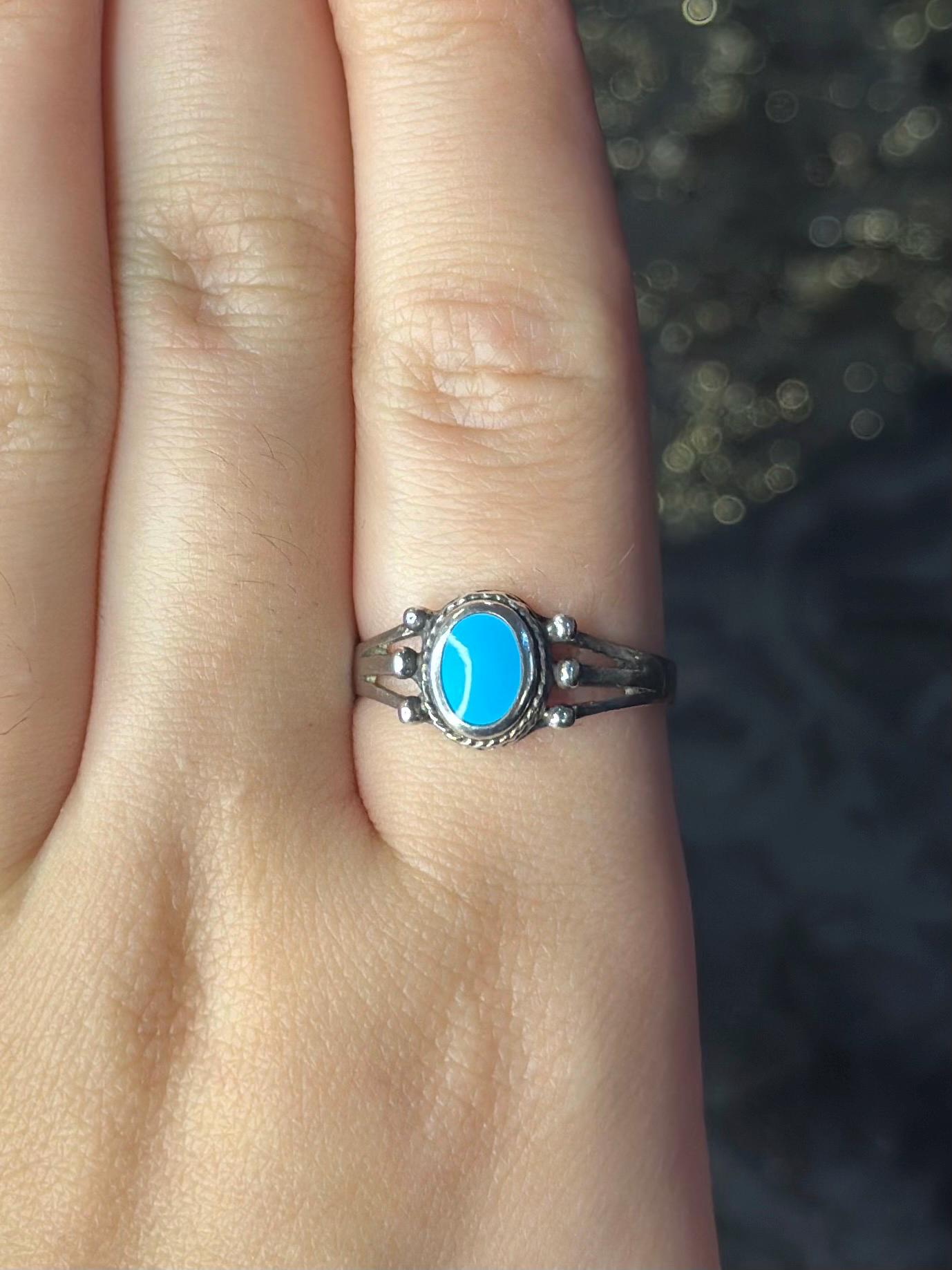 Vintage Dainty Robins Egg Turquoise MCM Women's Navajo Zuni Sterling Silver Size 8.5