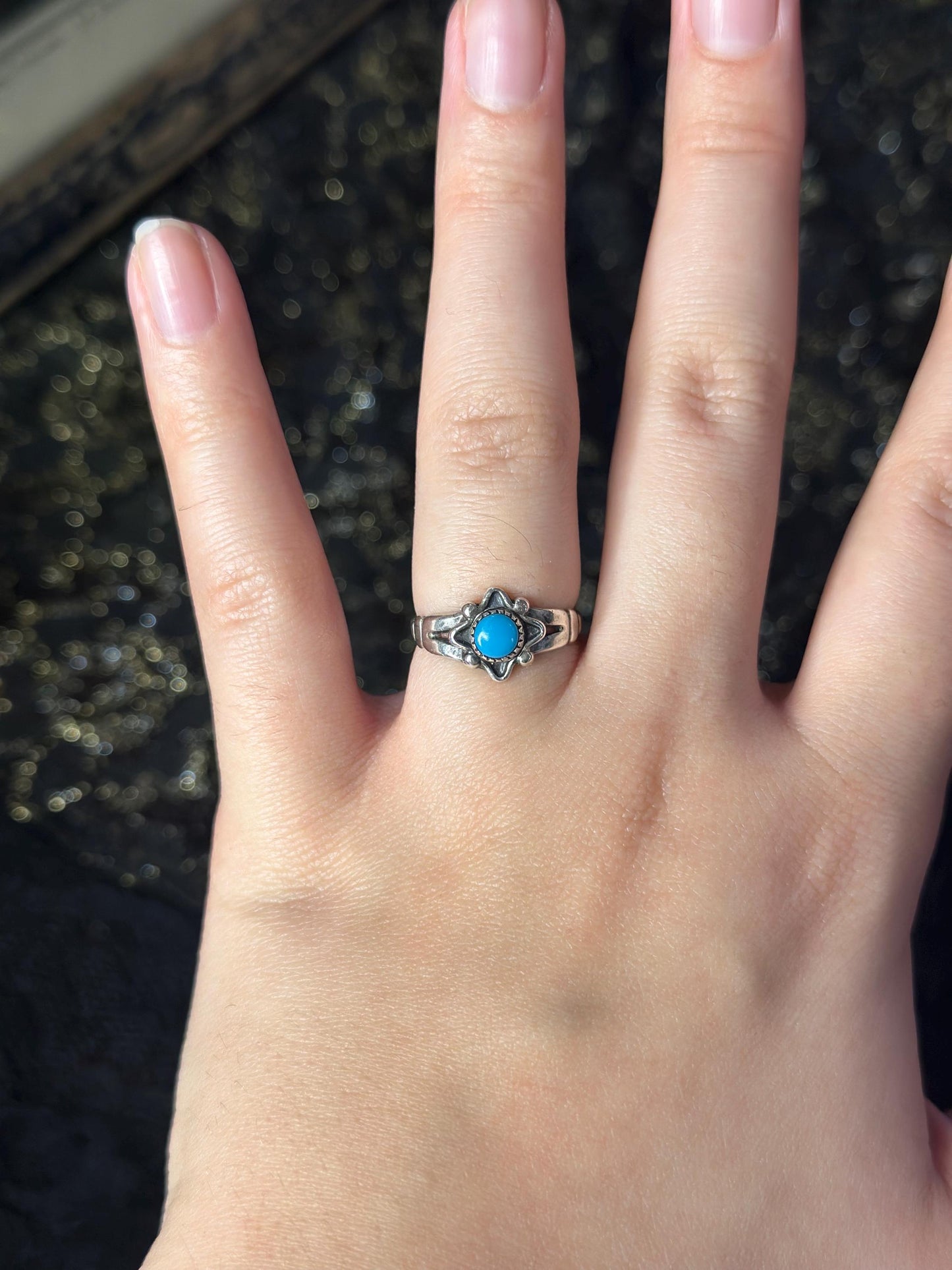 Vintage Womens Native Southwest Dainty Antique Sterling Silver Sun Southern Bell Trading Robins Egg Turquoise Size 5 Ring
