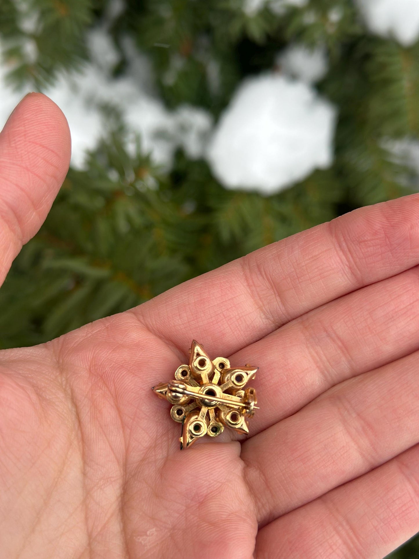 1950's Small Star Gold Tone Fruit Salad Faceted Rhinestone Brooch Small Star Christmas