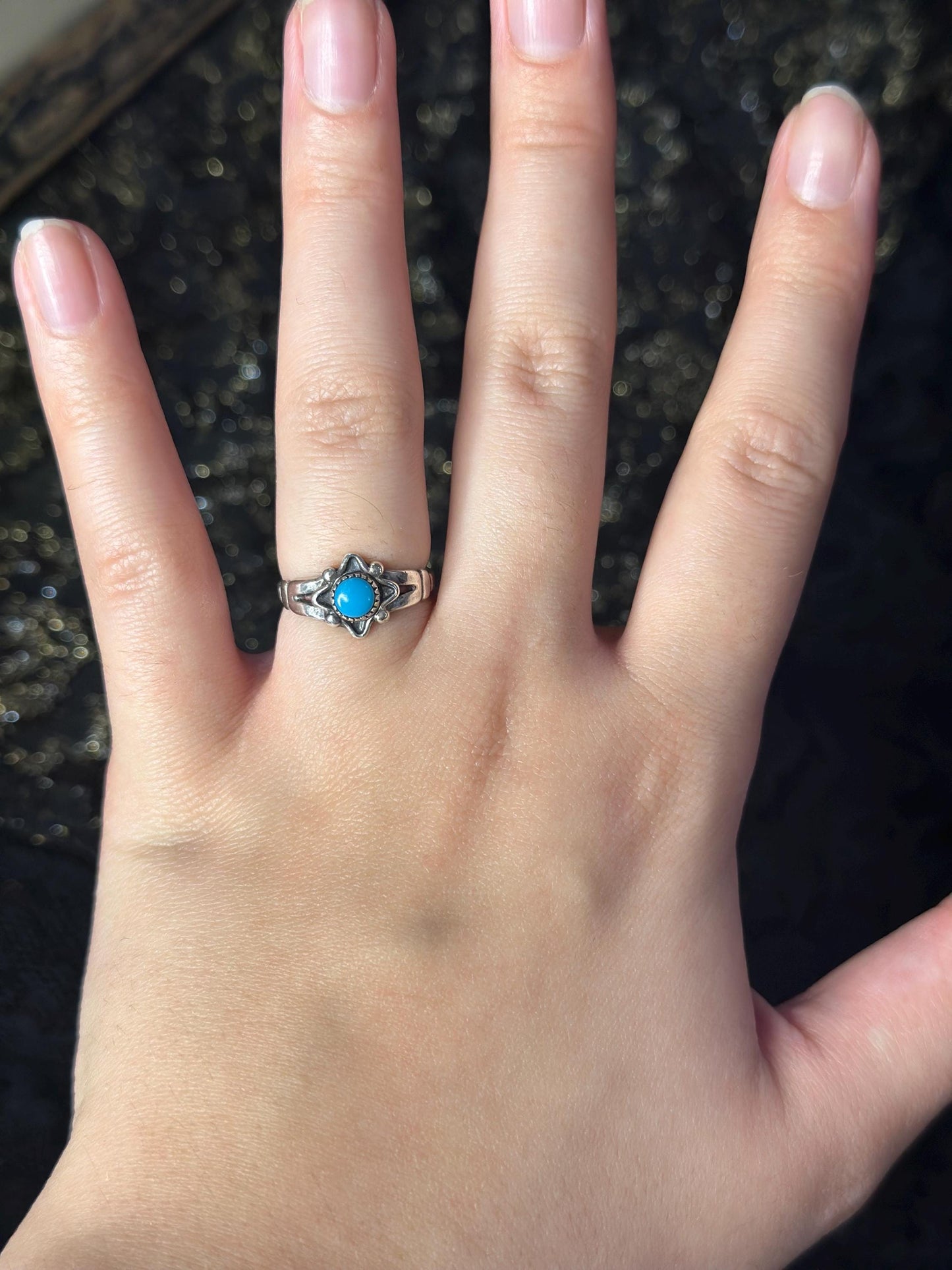 Vintage Womens Native Southwest Dainty Antique Sterling Silver Sun Southern Bell Trading Robins Egg Turquoise Size 5 Ring