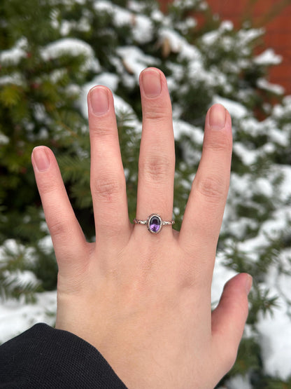 Vintage Faceted Sterling Silver Amethyst Ring Filagree Size 7.5
