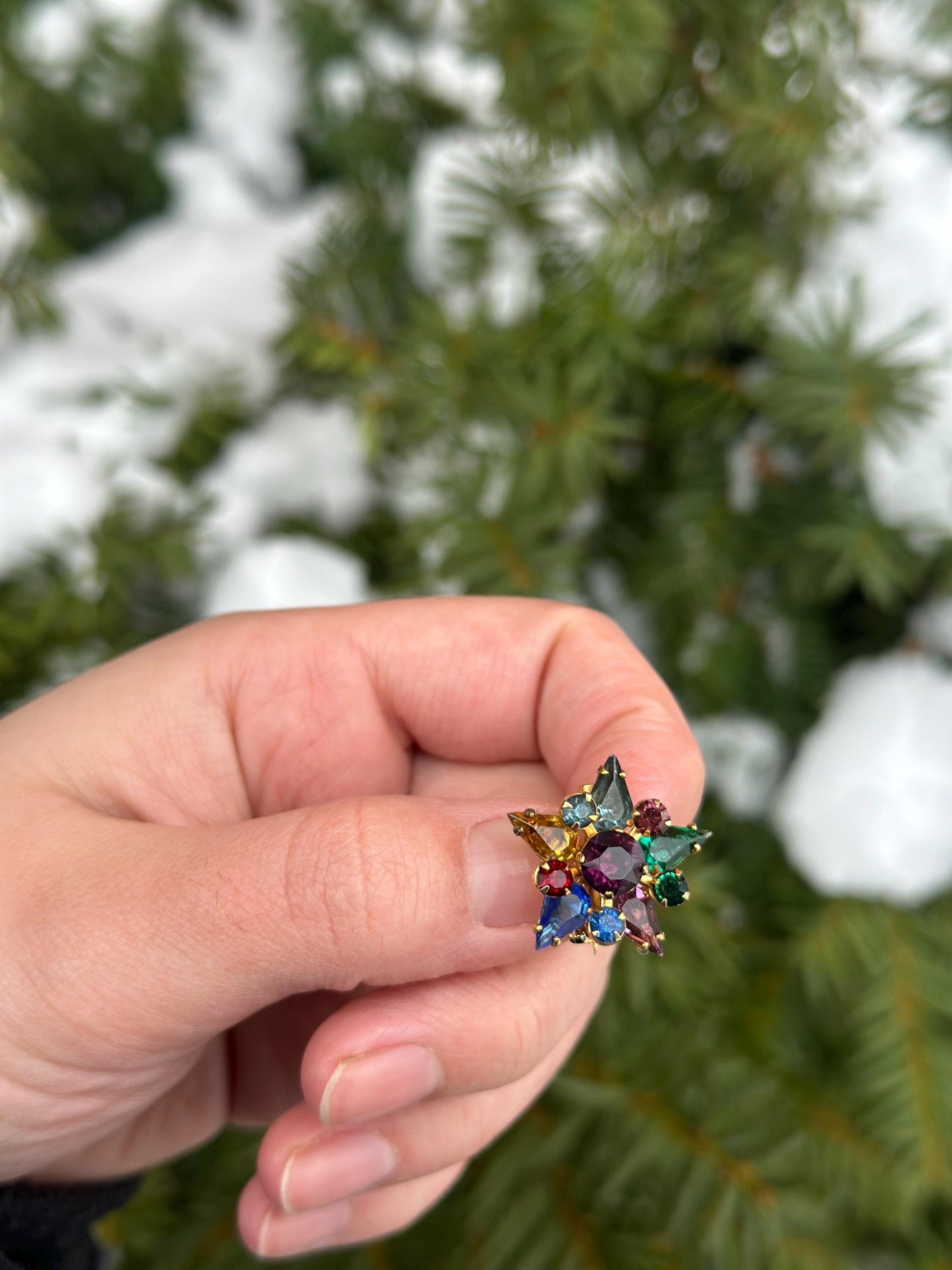 1950's Small Star Gold Tone Fruit Salad Faceted Rhinestone Brooch Small Star Christmas