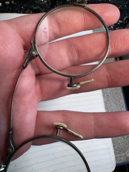 Victorian Vintage Antique Folding Glasses with 1/10 12k White Gold Band Victorian Collectable