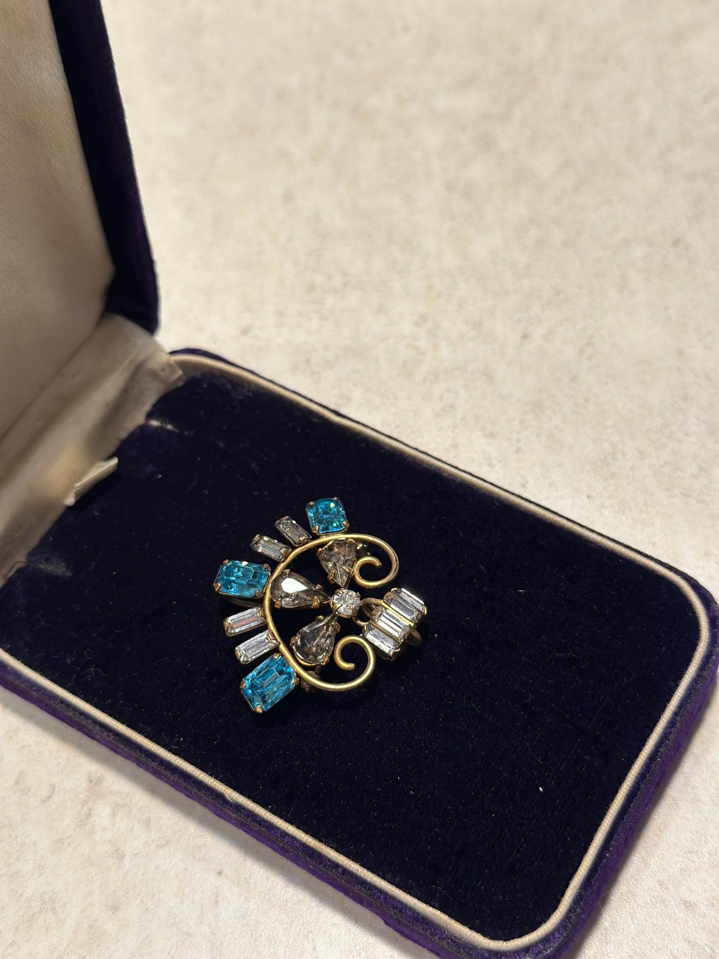 Vintage Art Deco Gold Tone Pin and Necklace Pendant