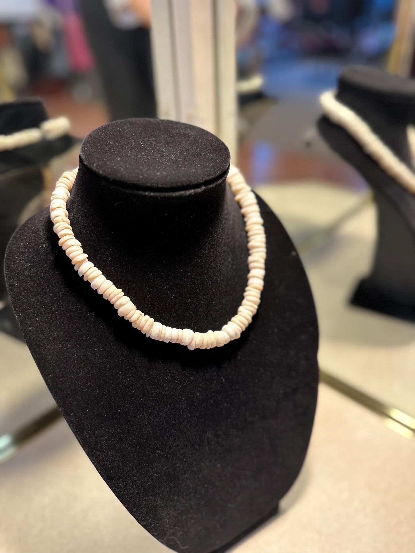 Vintage 60's or 70's Hawaiian Handmade Chunky Puka Shell Necklace