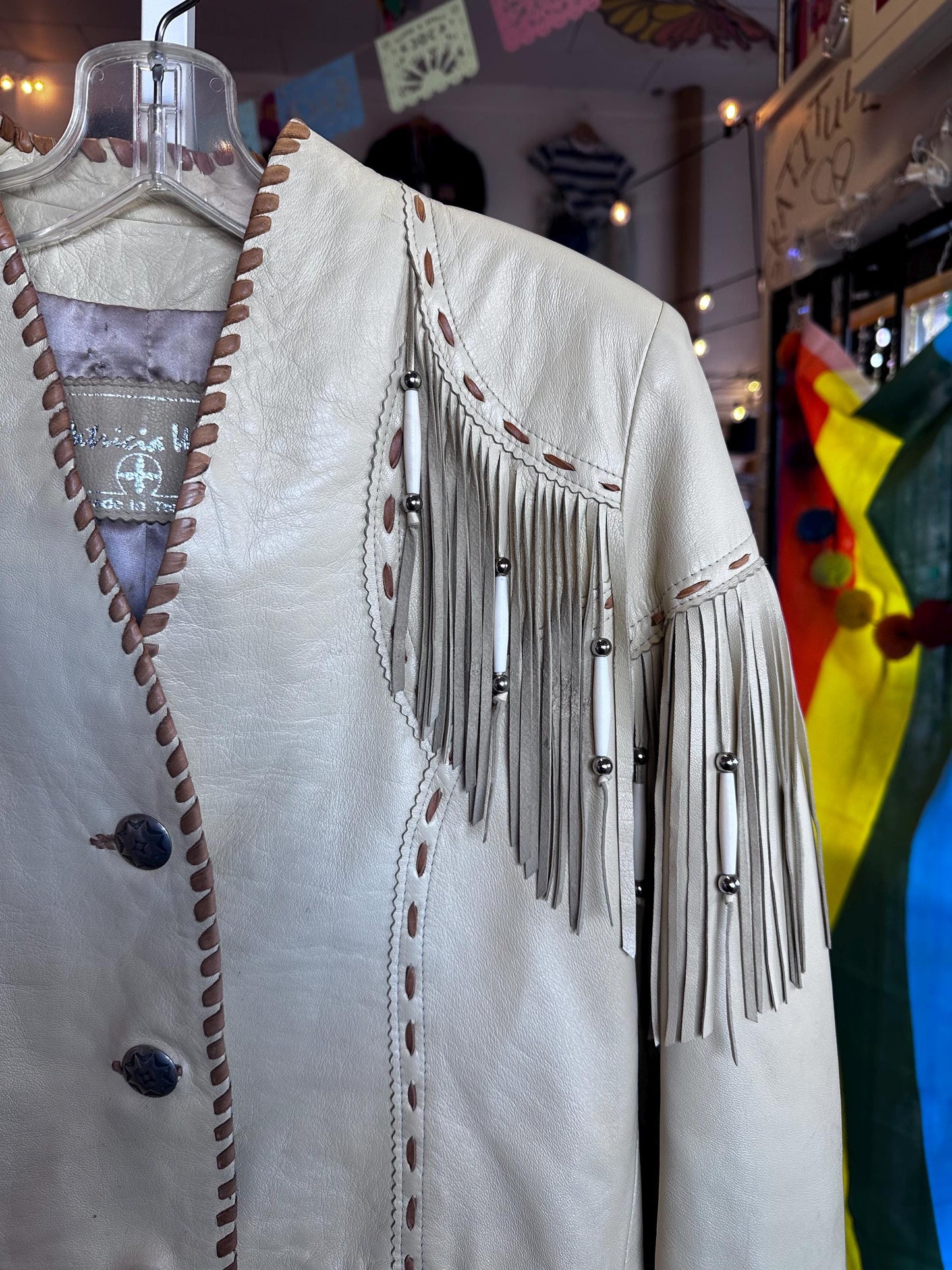 1990s Patricia Wolf Fringe Leather Blonde White Jacket Size Small