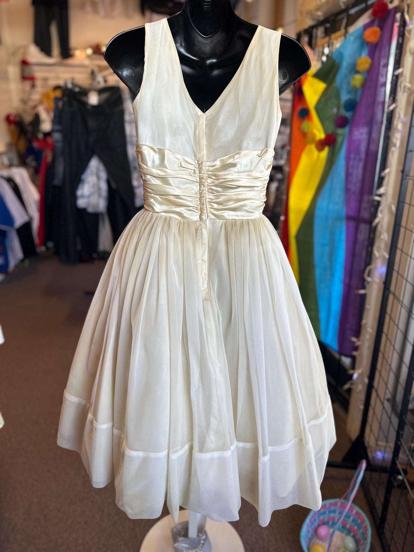 Vintage 1950s Ivory Bridal Prom or Cocktail Two Piece Dress as is XS