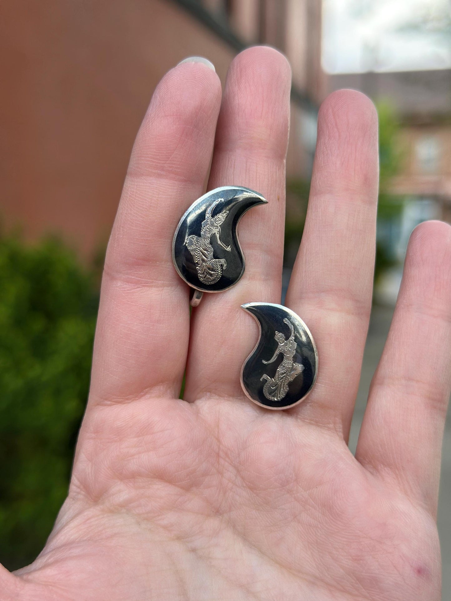 Vintage Siam Goddess Sterling Silver Screwback Clip On Thai Earrings