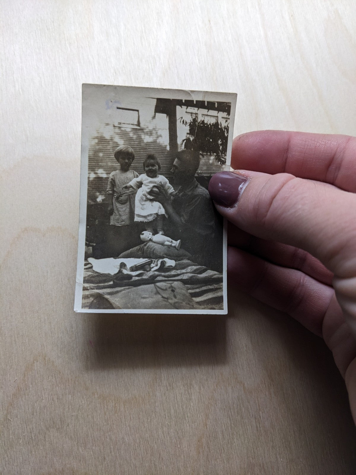 Vintage Photo Nostalgic Cute Dad And Girls With Kewpie Doll