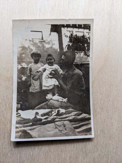 Vintage Photo Nostalgic Cute Dad And Girls With Kewpie Doll